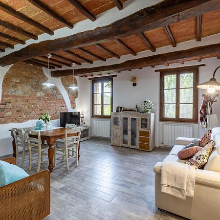 Pociano 1863 - Country House With Stunning View Of Siena Lupompesi Exterior photo